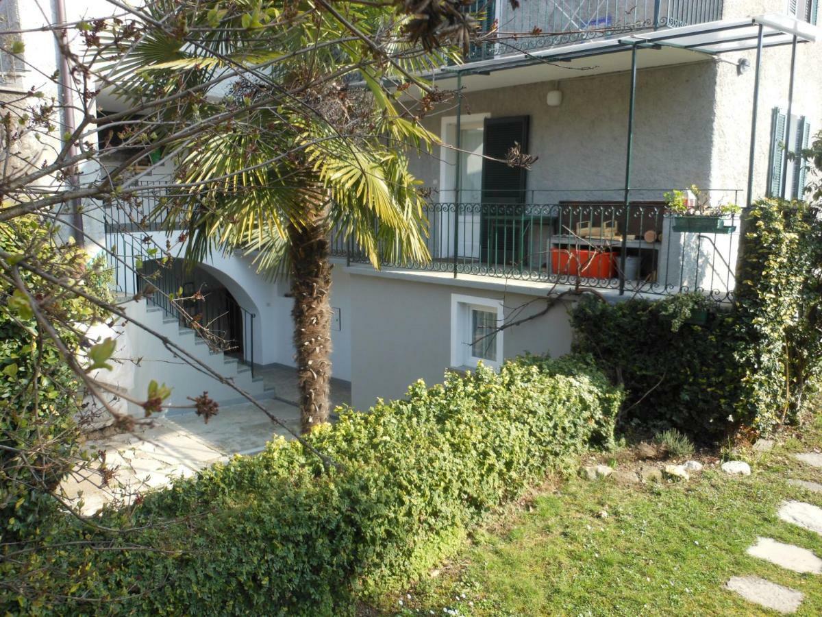 Ferienwohnung Il Vecchio Cortile Mandello del Lario Exterior foto